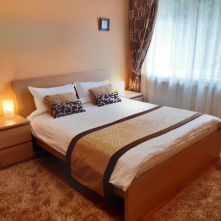 Apartament Central 피아트라네암츠 외부 사진