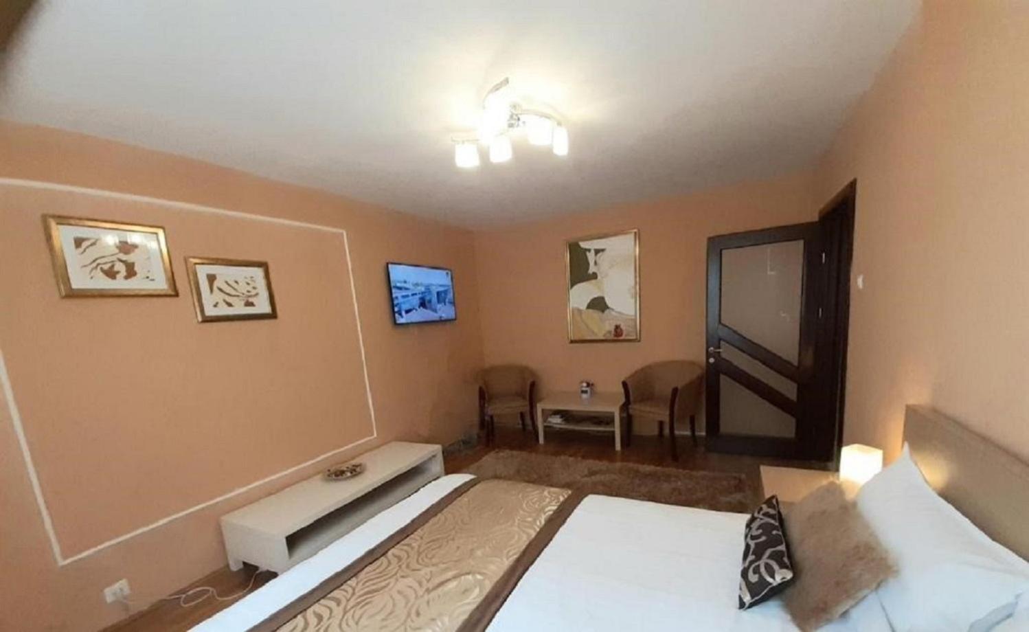 Apartament Central 피아트라네암츠 외부 사진